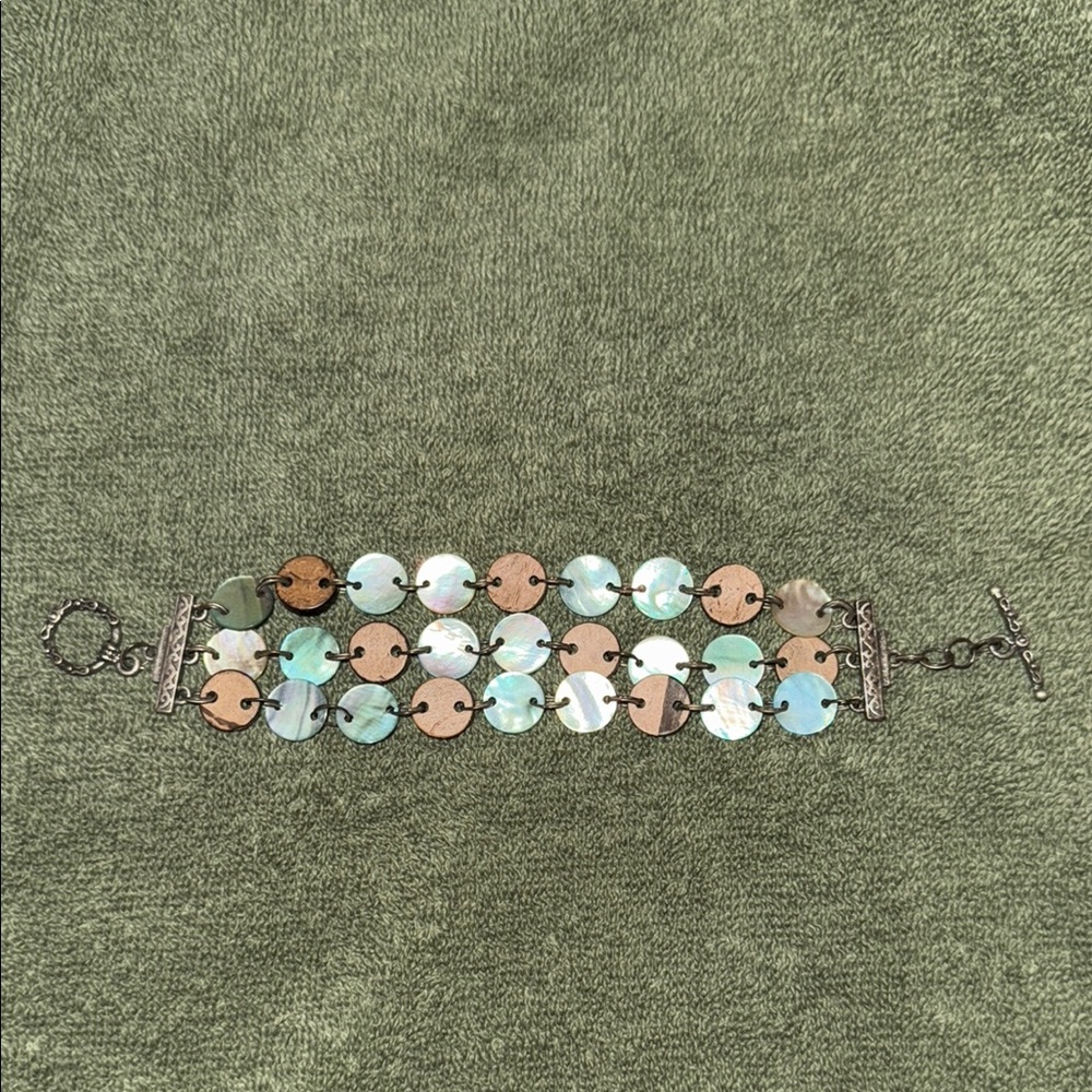 Elegant Multi-Color Shell Bracelet Lia Sophia